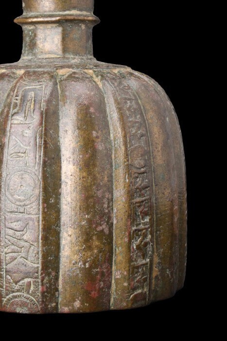 ANCIENT ISLAMIC ABBASID BRONZE DECORATED BOTTLE