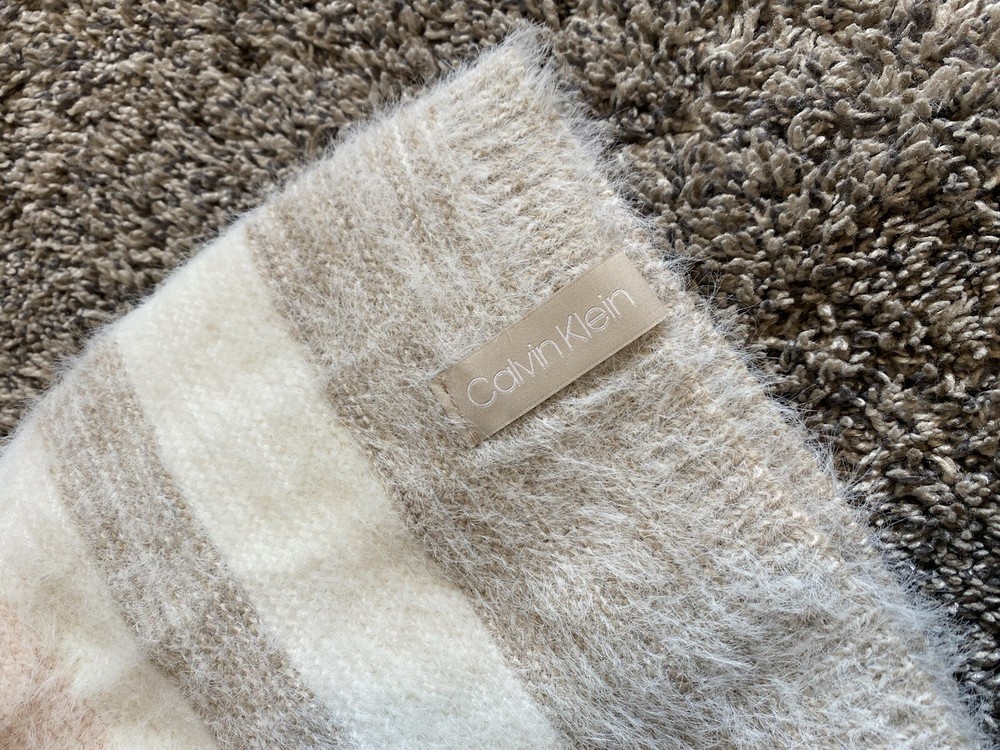 Calvin Klein Hat & Neck Scarf Wrap EUC