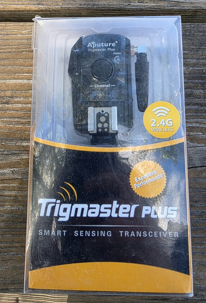 aputure Trigmaster Plus Smart Sensing Transceiver Wireless Remote Control Cannon