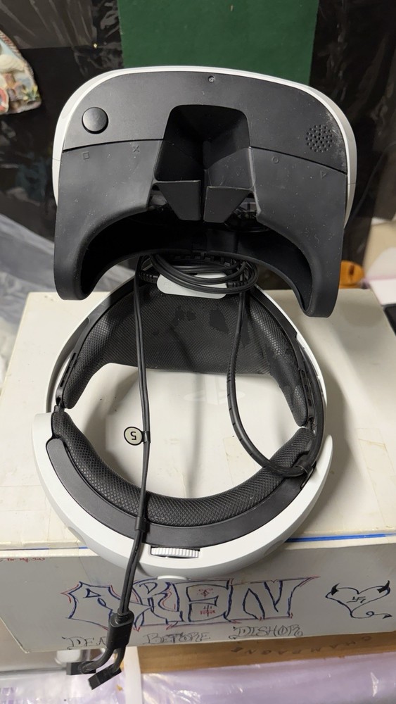 Sony PlayStation VR Headset + 2 Move Controllers Untested For Parts