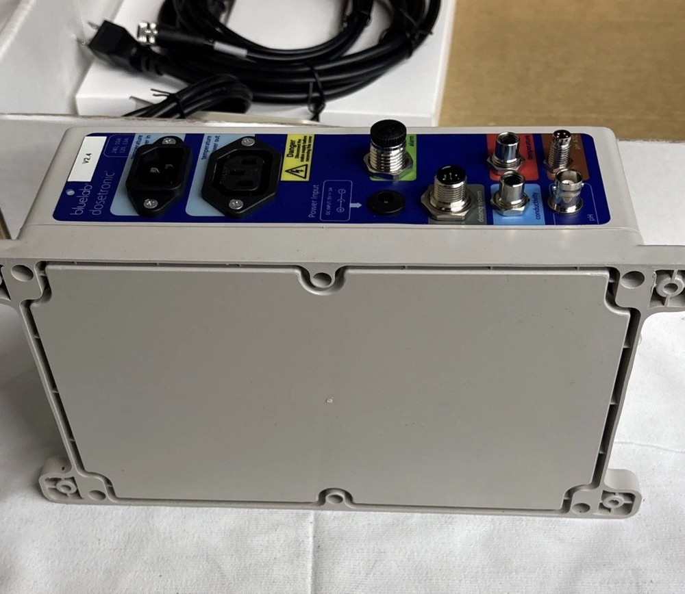 Bluelab pro controller with solenoid dosing system