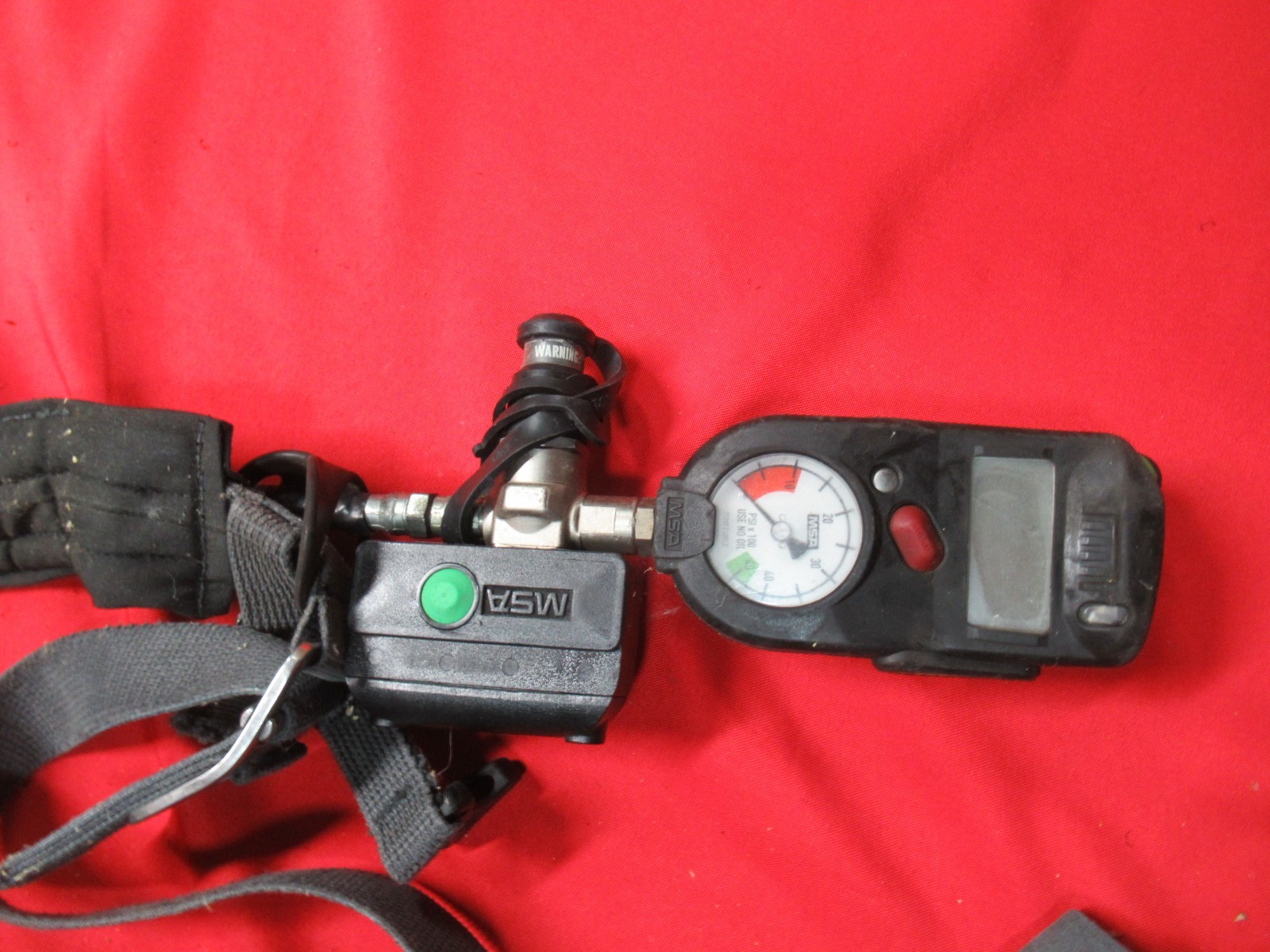 MSA Firehawk SCBA Pack Harness - 4500 PSI WITH RESCUE BELT DESCENDER REGULATOR