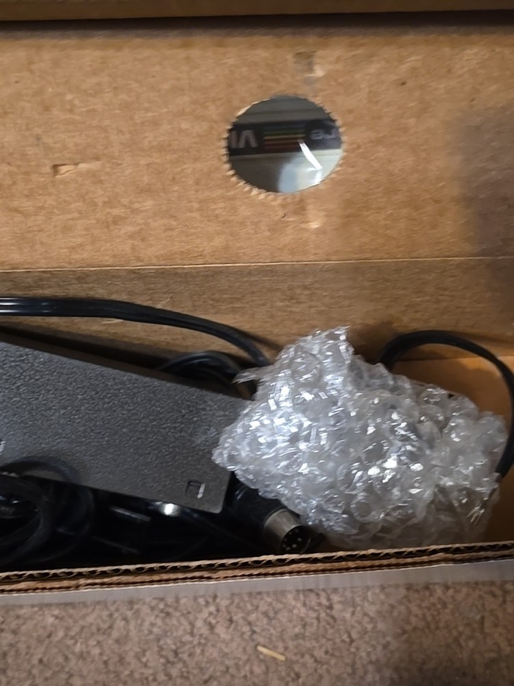 Commodore VIC-20 Computer W Original Box Manual Cables Schematic - Not Tested