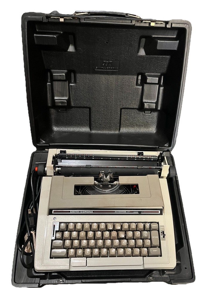 Smith Corona Enterprise XT Typewriter, Model Enterprise XT, with Case