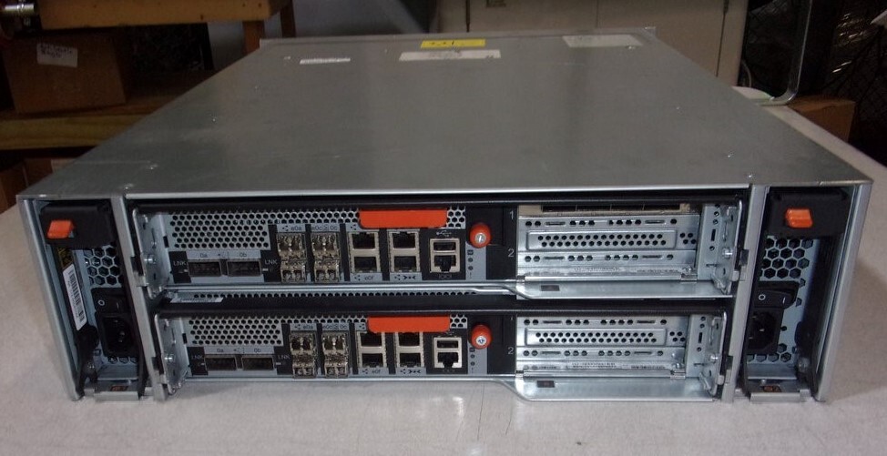 NetApp NAF-1301 FAS8020 SAN Disk Array SEE NOTES