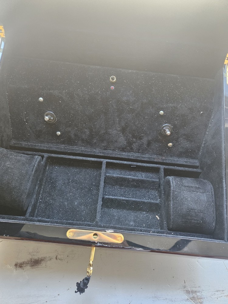 Orbita 2 watch winder Wood NEEDS WORK