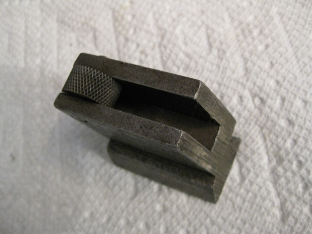 Dovetail Single Knurl Toolholder, Unknown Make