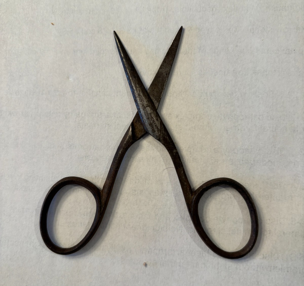 Vintage Thomas Harper & Sons Scissors Phoenix Works Redditch 3.5"