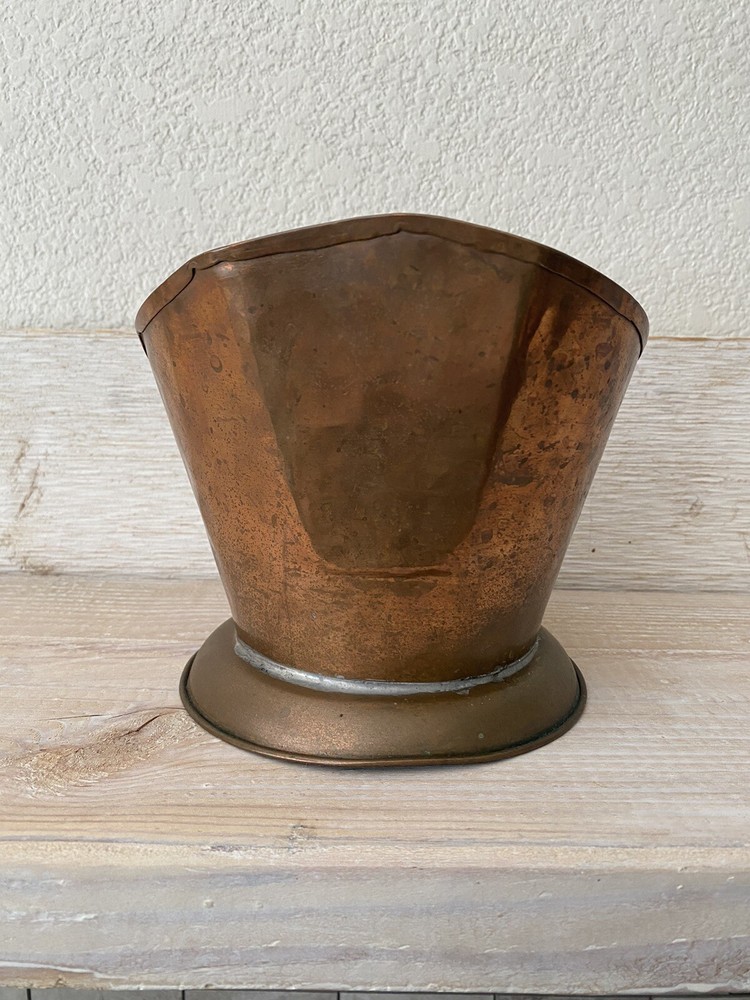 Vintage Rustic Copper Bucket #B12