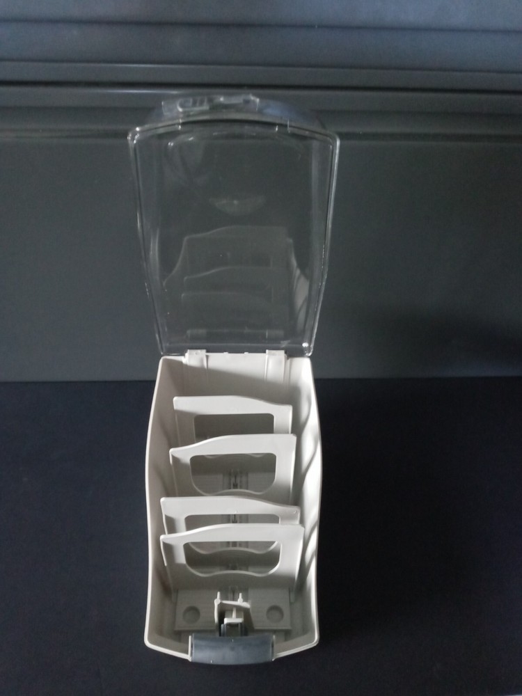 FELLOWES 3.5" Floppy Disk Holder Vintage Storage Box with Key