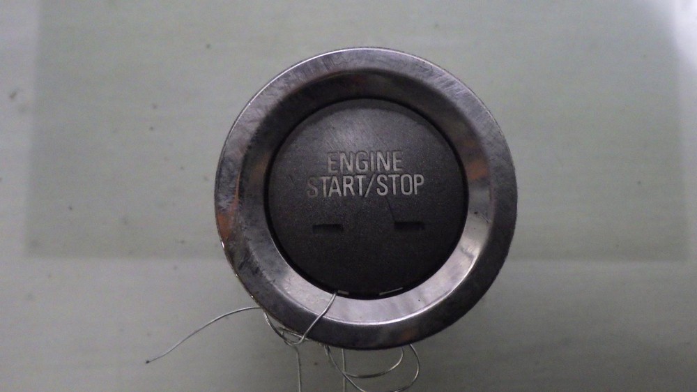11 BUICK LACROSSE Ignition PUSH START STOP BUTTON SWITCH 20911637