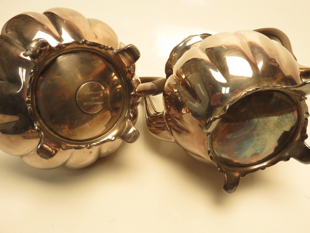 4 PIECE COMMUNITY SILVERPLATE MELON CANADA TEA SET CA2D318