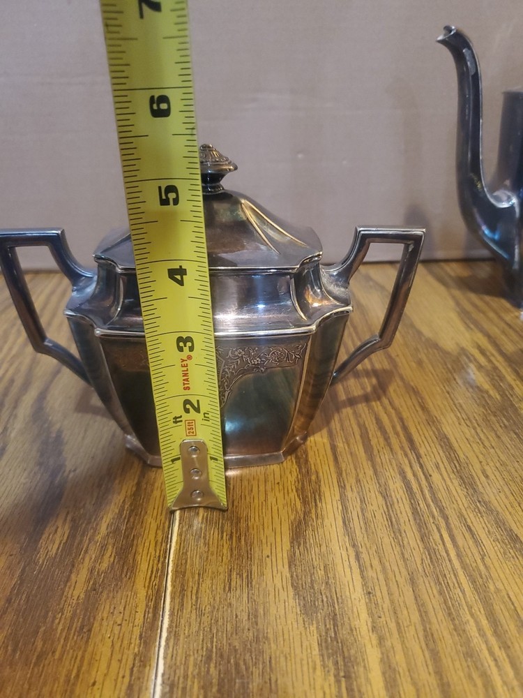 1847 Rogers Bros Tea Set Three-Piece Silver Plate 'Ancestral' Pattern