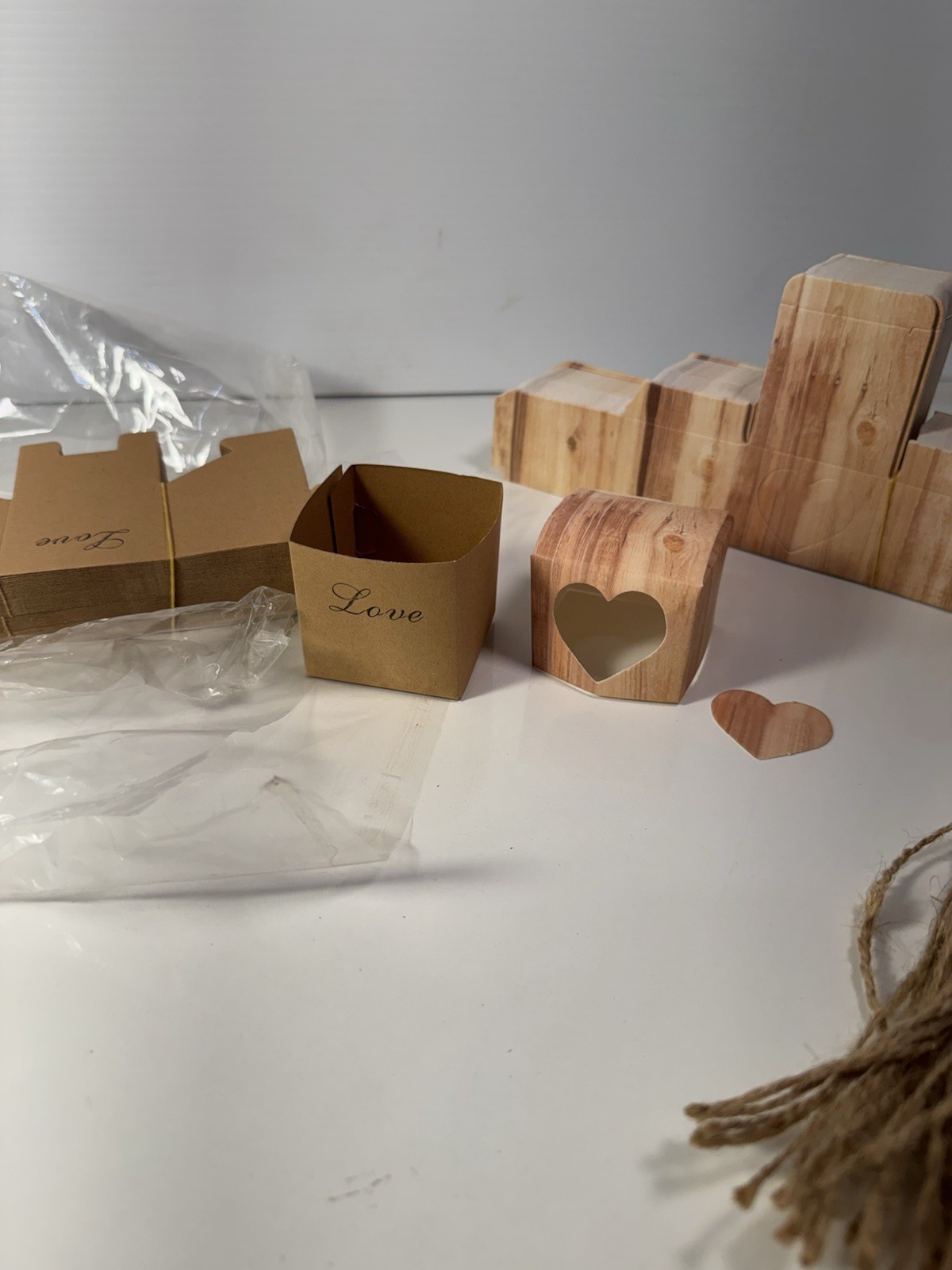 100 PCS 2x2x2 Favor Boxes Love/Rustic Wedding Party Gift Boxes W/Burlap Twine