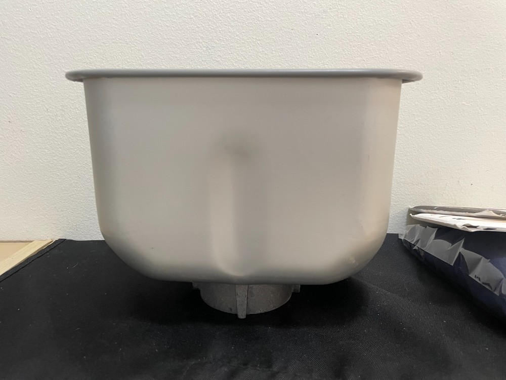 Breville BBM800XL Bread Maker Replacement Bread Pan Bucket With Handle