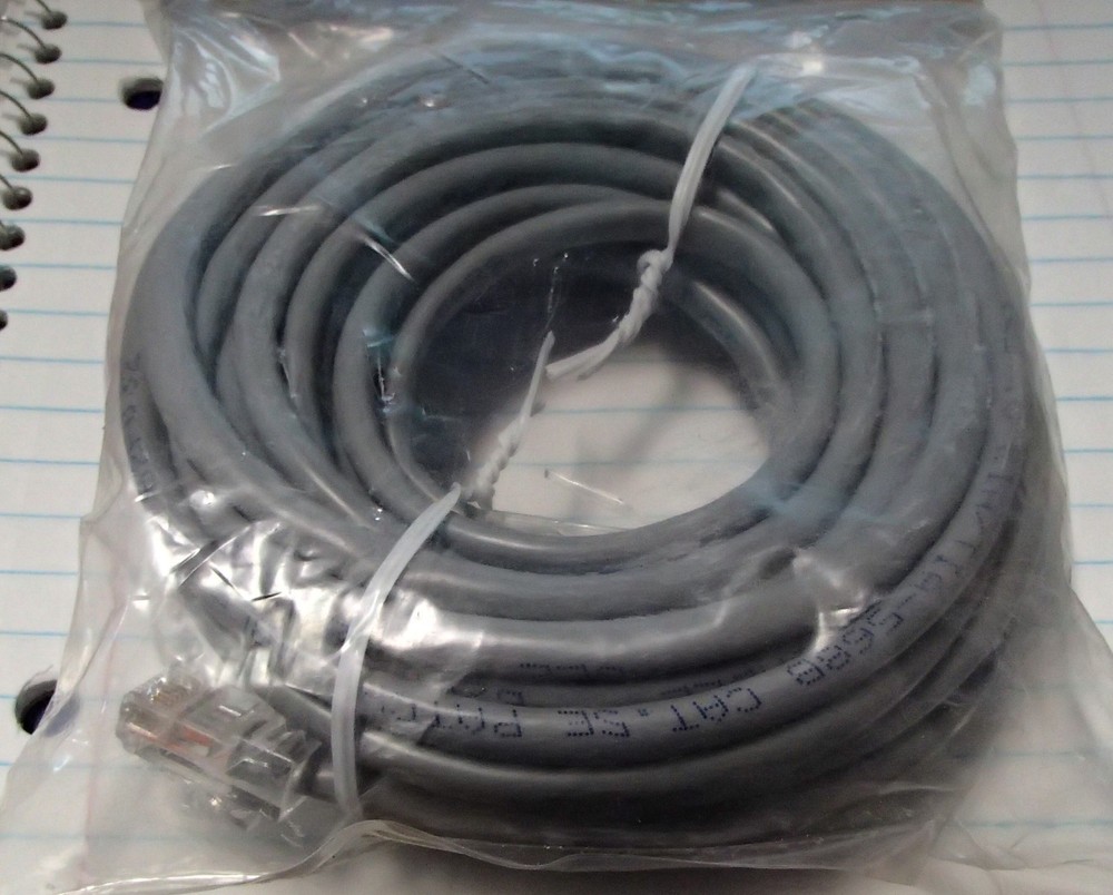 NEW APC CATEGORY 5 PATCH CABLES 3827GY-25