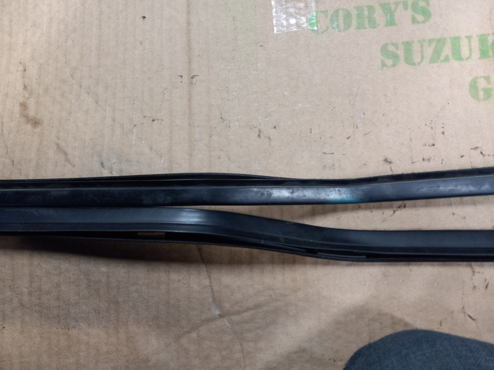 89-98 General Motors (GM) GEO TRACKER 2D Weatherstrip Window Door Belts *OEM*