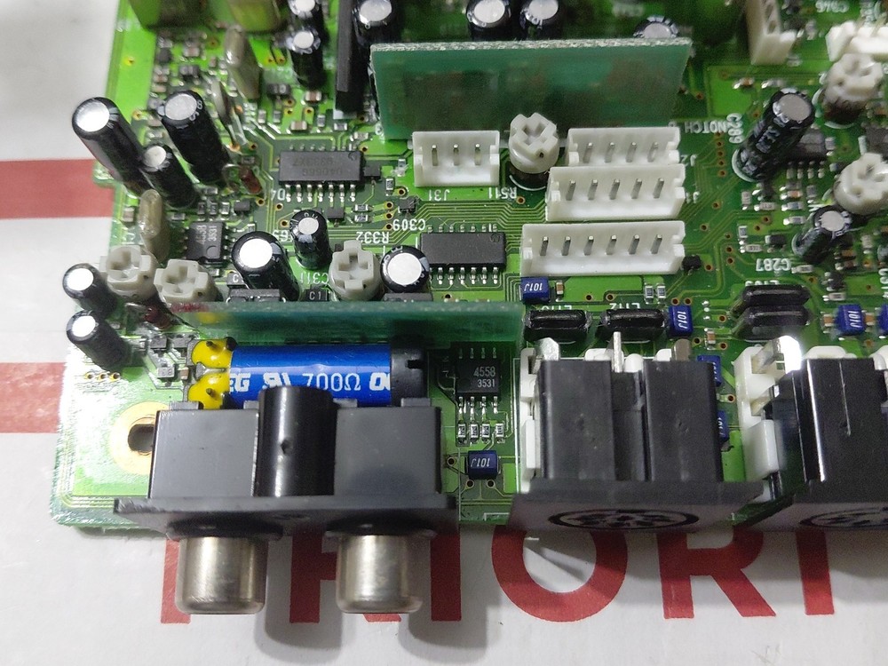 ICOM IC-736 Transceiver Main circuit board Untested