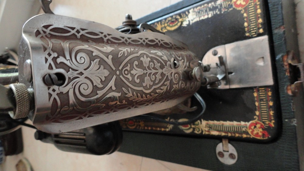 Singer Portable Electric Sewing Machine