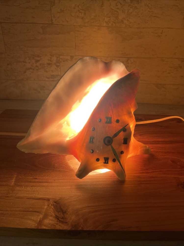 Vintage Polished Conch Shell Sea Shell Lighted Mantle Table Clock - Works - EUC