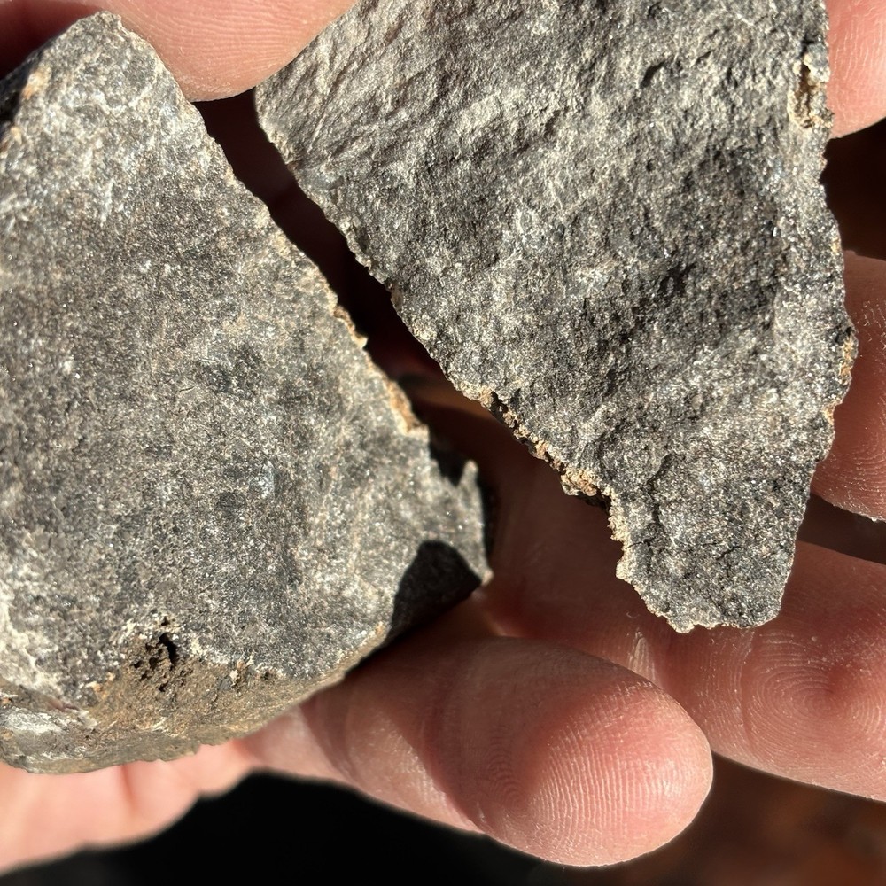 az silver ore .6 lbs (280g)