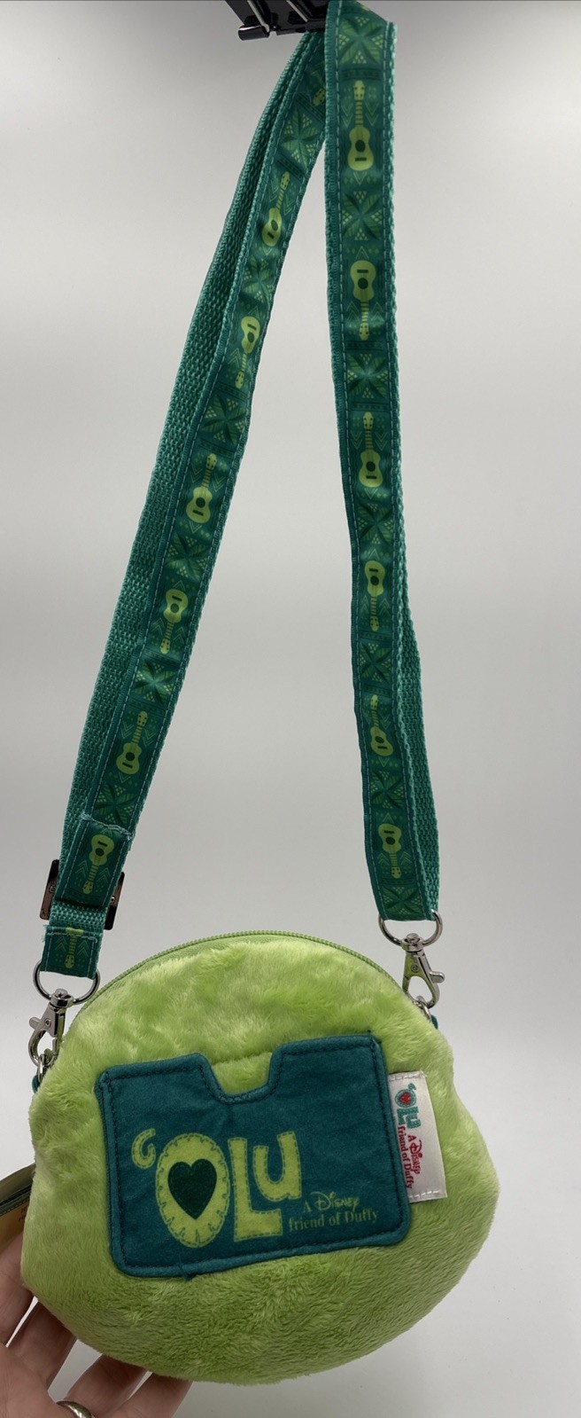 Olu Disney Aulani Turtle Exclusive Purse Wristlet Ólu Duffy NWT Bag