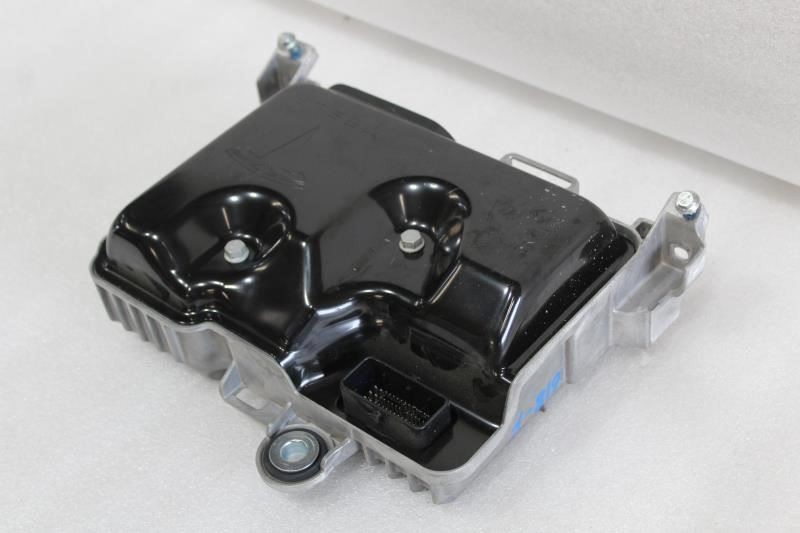 2020 2021 2022 2023 TESLA MODEL Y FRONT CONTROLLER MODULE 1497319-00-E