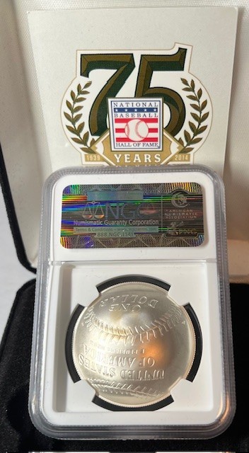 2014 BB HOF Silver Dollar – Derek Jeter signed – NGC MS70