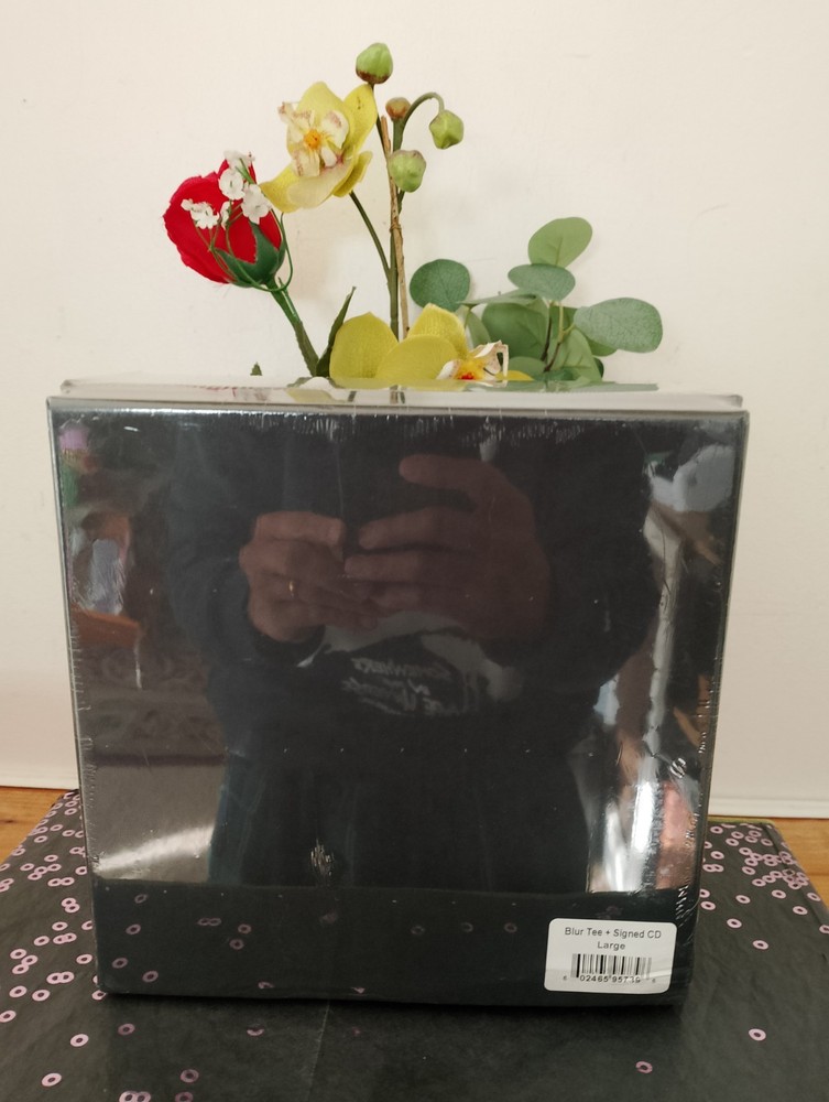 THE DICHOTOMY BOX SET - BLUR TEE + SIGNED CD. Limited Edition. Size Large