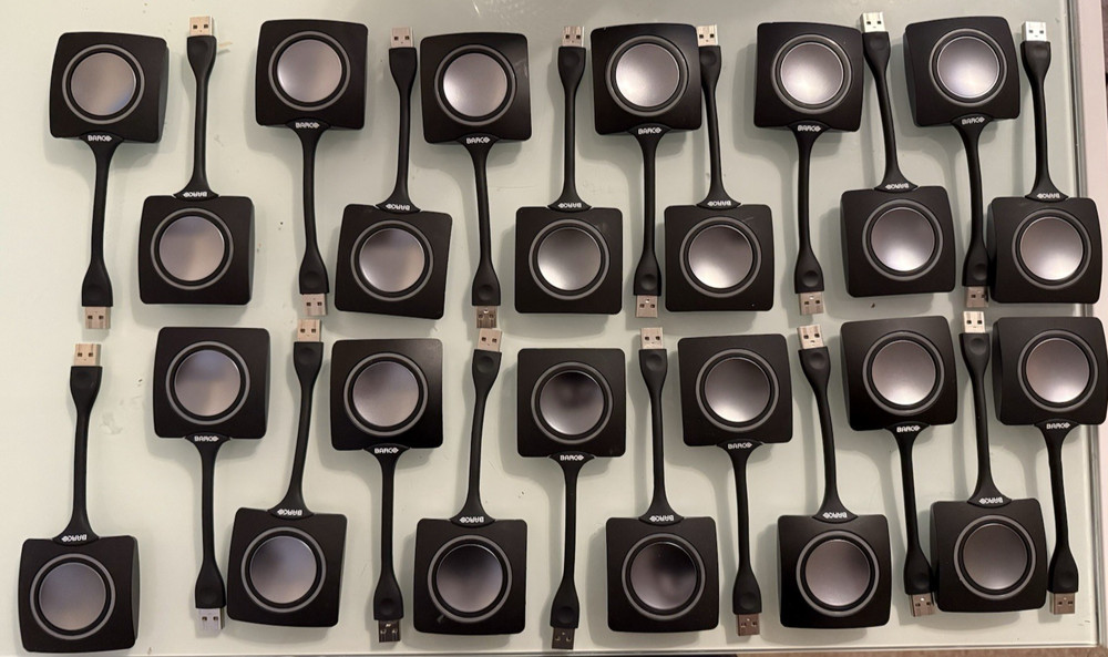 Barco ClickShare Button R9861006D01 USB Wireless Presentation Adapter 1st Gen