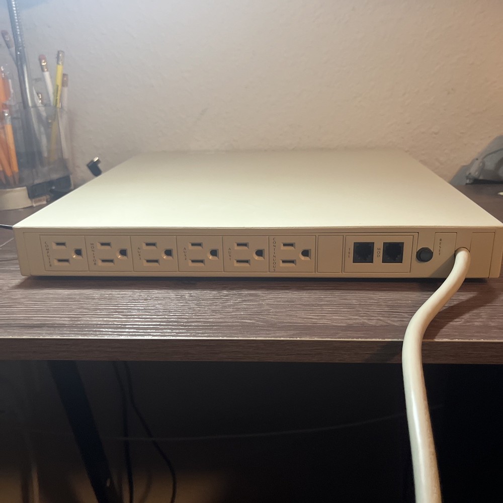 Kensington MasterPiece Surge Protector TESTED WORKING