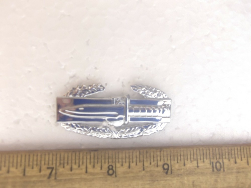 Large US Army - Combat Action Pin