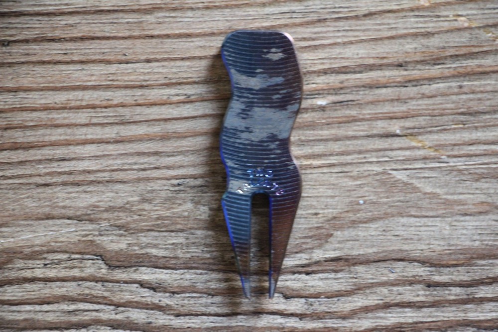 Two Talents Pearl Divot Tool