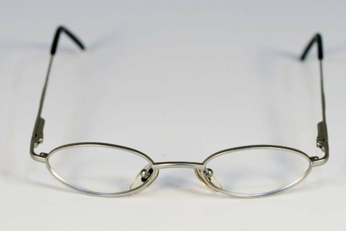 Fossil NASH Matte Silver Metal Eyeglass Frames Designer Style Rx Eyewear