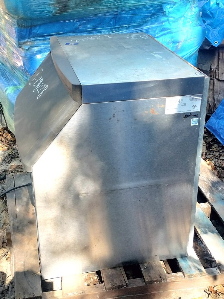 Manitowoc Undercounter Ice Maker Cube Machine Bin - 280 Pounds - QD0272A