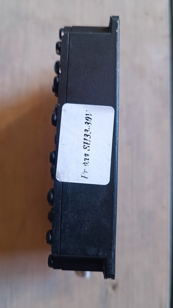 Passive microwave signal divider/combiner RF power splitter/combiner.