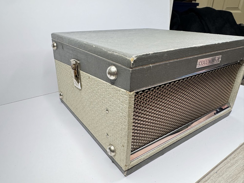 Columbia Model 612 Vintage Record Player