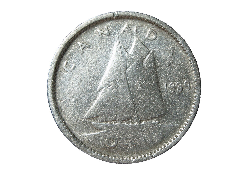CANADA 1939 10 CENTS COIN #3