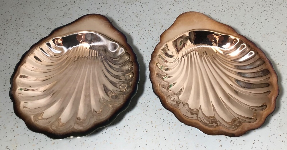 1967 ONEIDA SILVERSMITHS SL-02 SHELL SERVING SET of 2 w/BOX