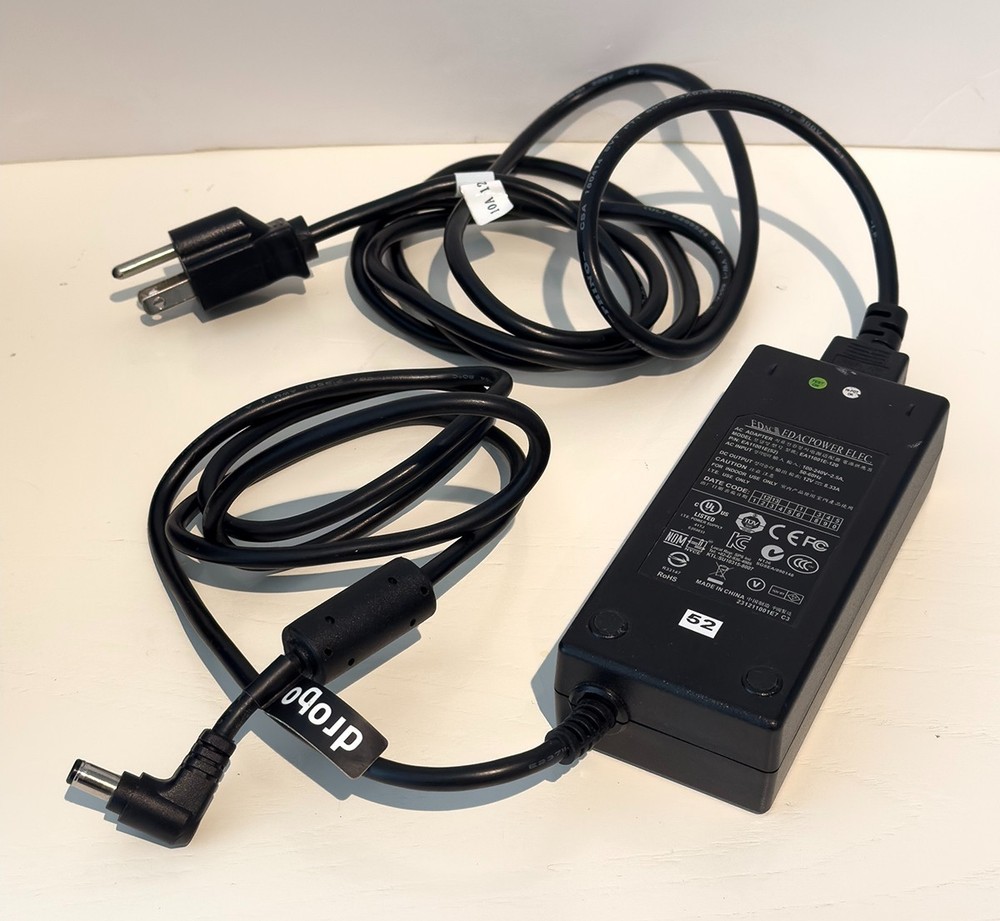 Data Robotics DRDS2-A Drobo FS 5-Bay Storage Array - With Adapter, No drives