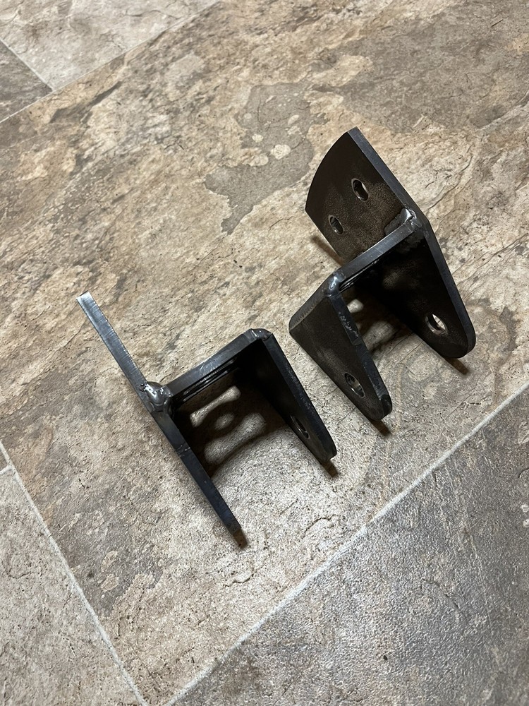 Universal Traction Bar Frame Mounts