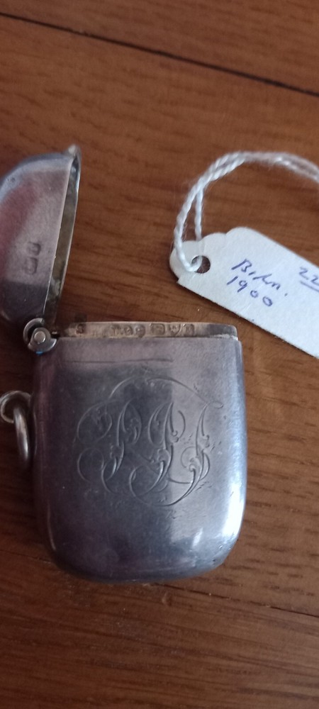 Silver Vesta Case