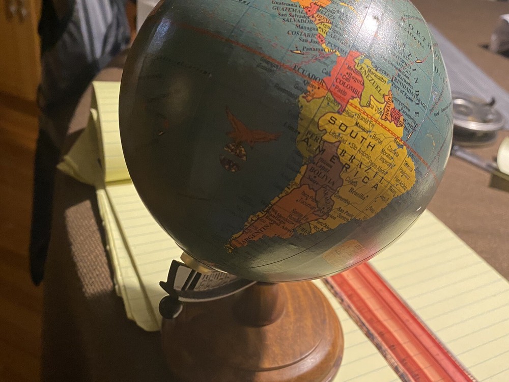 BEAUTIFUL DESKTOP TABLETOP MAP GLOBE - GREAT CONDITION