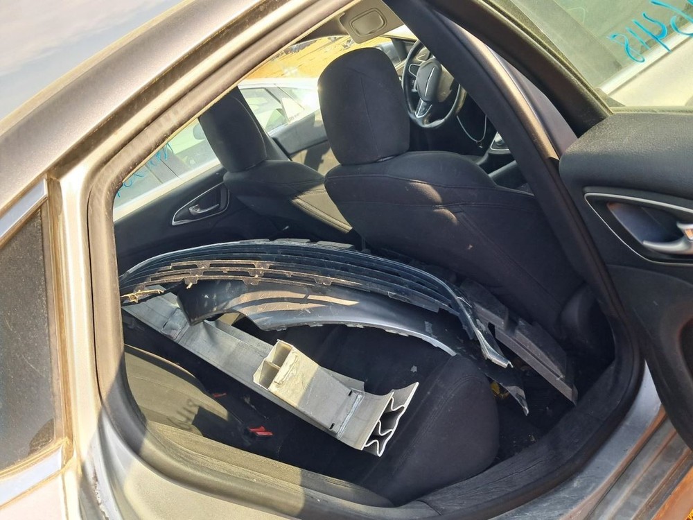 200 2016 Glove Box 5015842