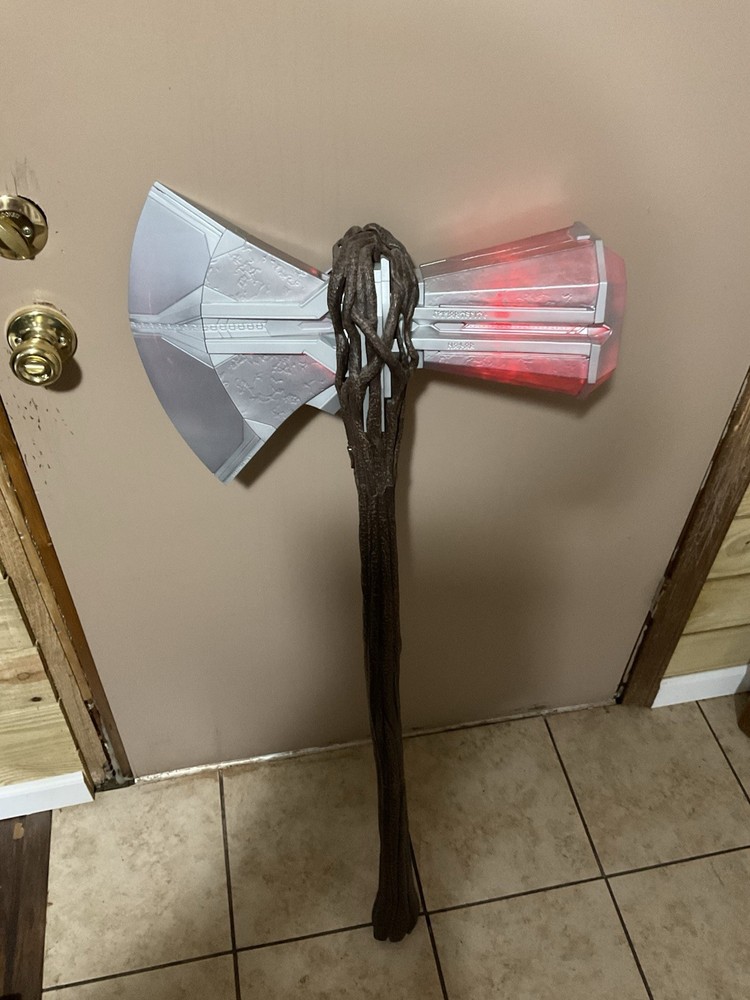 Marvel legends avenger endgame Thor’s Storm breakers electronic axe