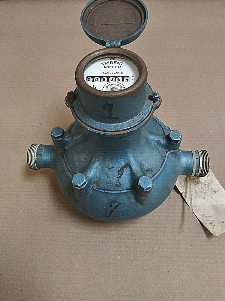 Antique Trident Water Meter 1-66-2 D  1662D