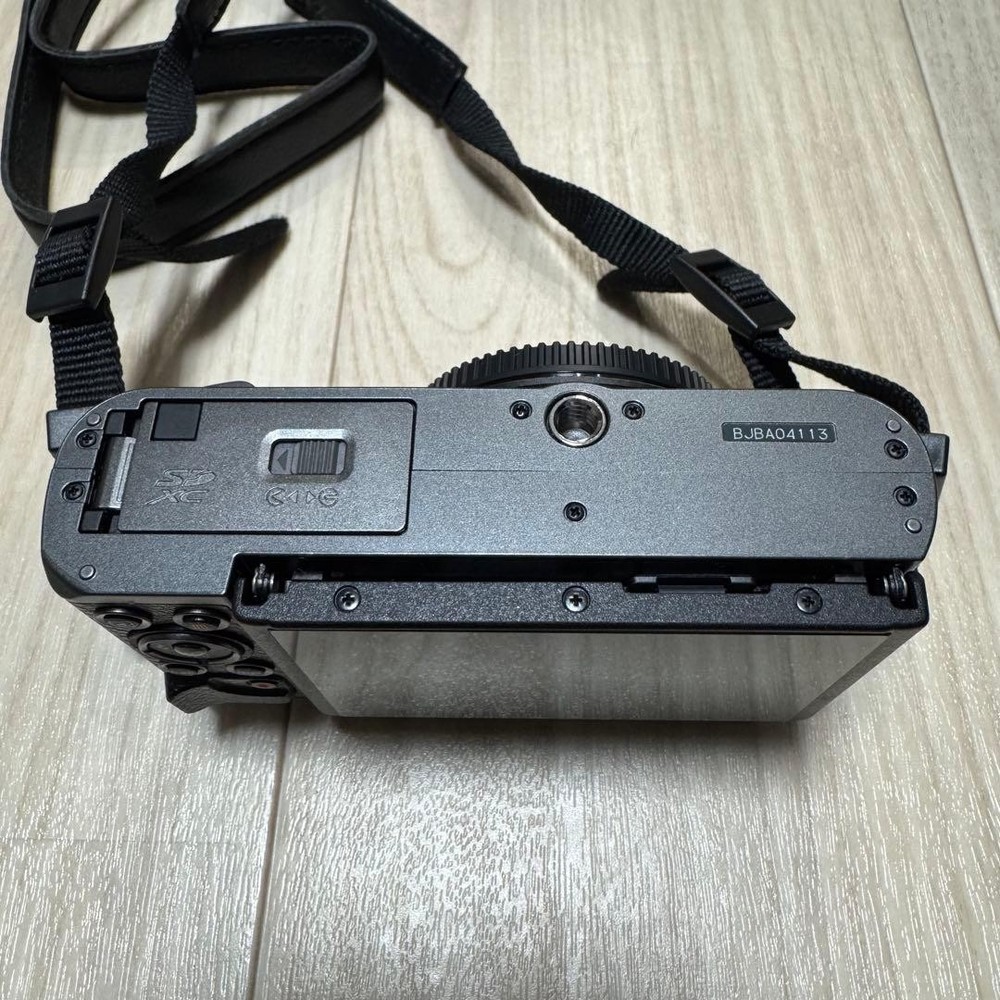 OLYMPUS PEN E-PL10 Mirrorless Camera Black Tested Used