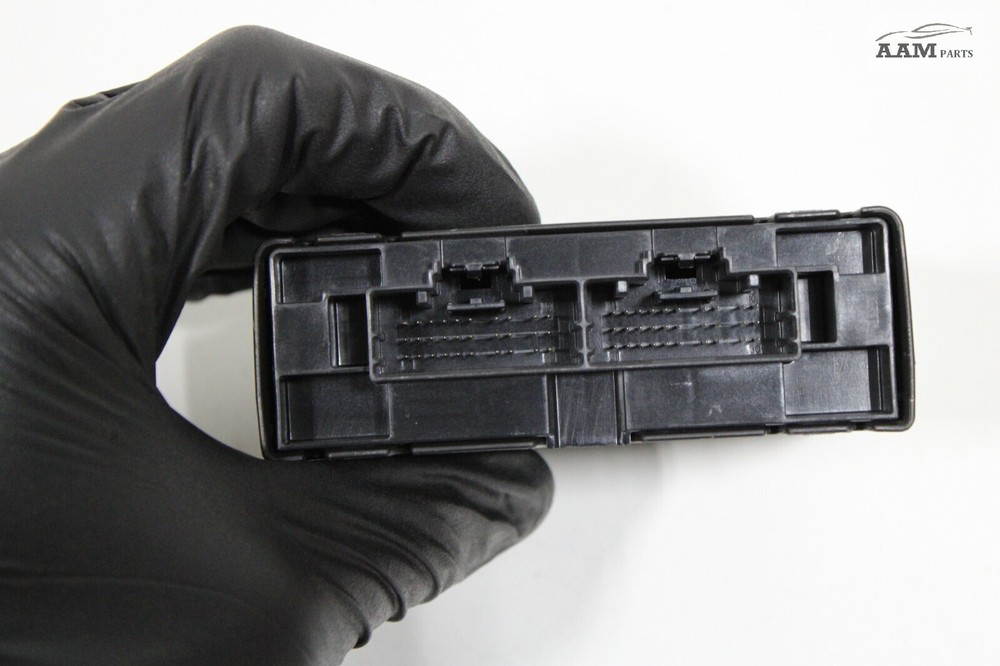 2018-2021 CHEVY TRAVERSE NETWORK GATEWAY COMPUTER CONTROL MODULE UNIT OEM