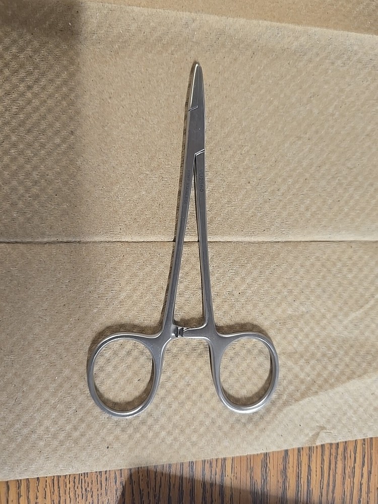 Webster Needle Holder 5 Inch VU 2560 Smooth Jaws Nice Condition