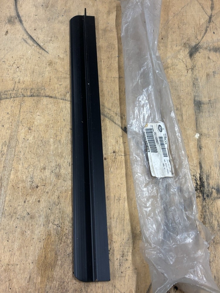 OEM MACK INTERIOR DOOR PULL HANDLE